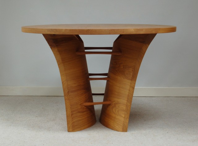 lune table